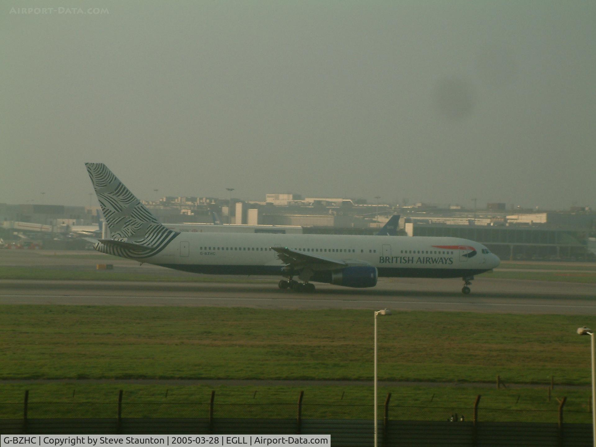 G-BZHC, 1998 Boeing 767-336 C/N 29232, Taken at Heathrow Airport March 2005 (Sorry about the poor quality - but a rare colour scheme)