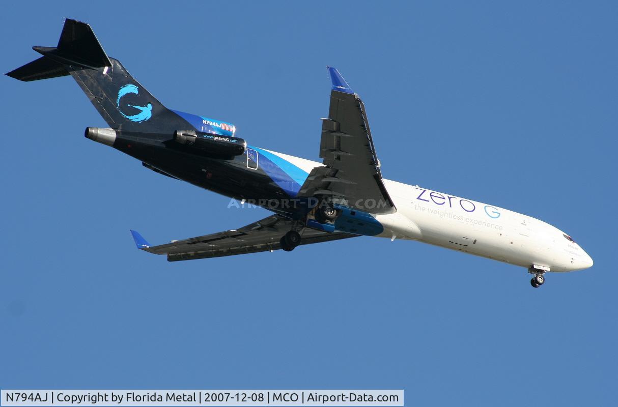 N794AJ, 1976 Boeing 727-227 C/N 21243, Zero G