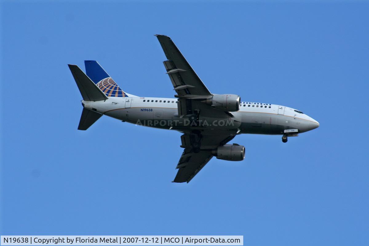 N19638, 1997 Boeing 737-524 C/N 28899, Continental