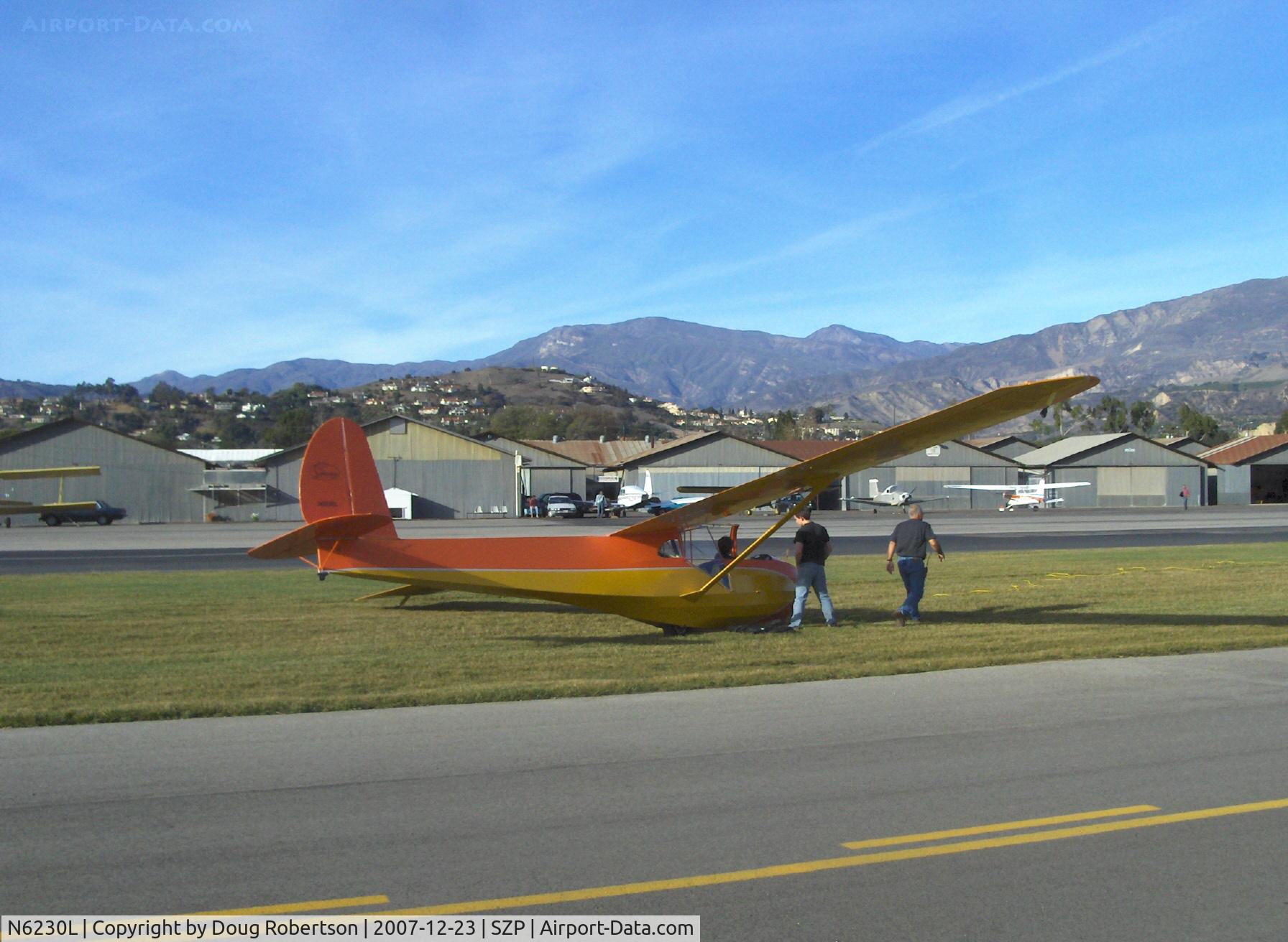 N6230L, 1964 Schweizer SGU 2-22E C/N 182, 1964 Schweizer SGU 2-22E Glider, awaiting tow on Rwy 04R grass