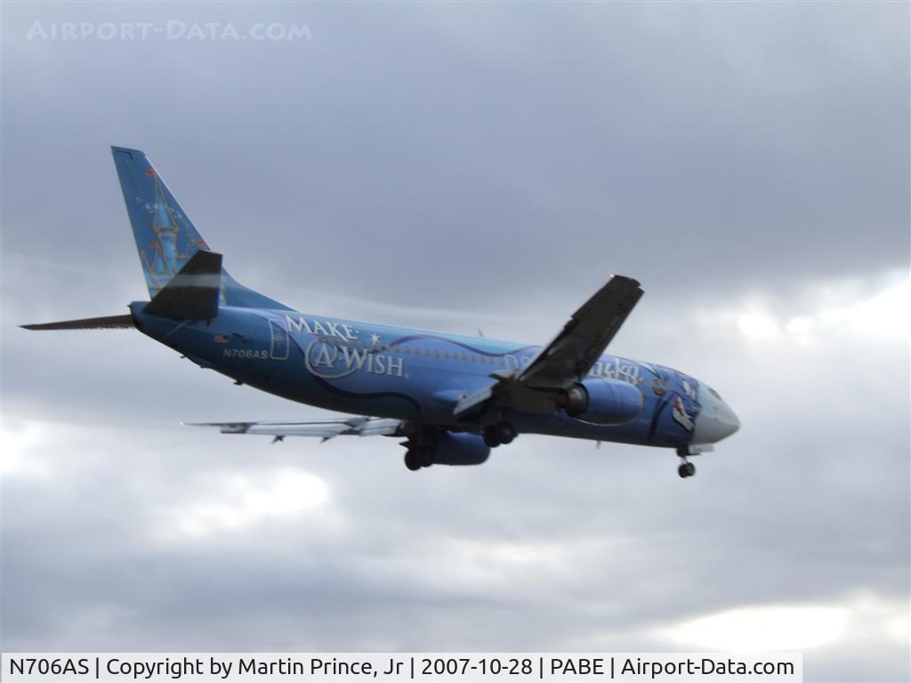 N706AS, 1998 Boeing 737-490 C/N 28894, Short Final To Bethel