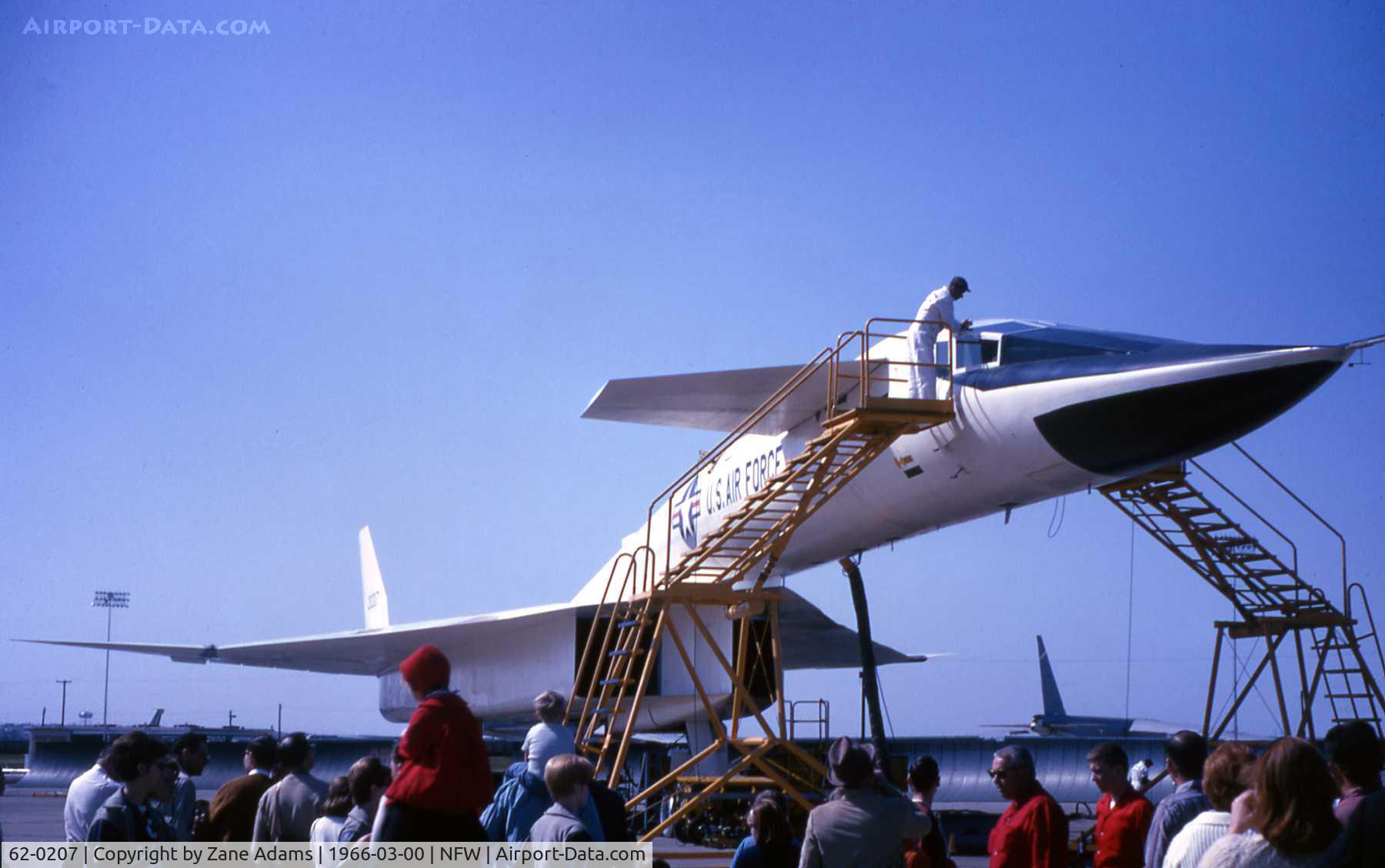62-0207, 1962 North American XB-70A Valkyrie C/N 278-2, This Aircraft collided with F-104N (NASA 813) June 8, 1966 while filming publicity - Taken at 1966 Air Force Assn Airshow, Carswell AFB - Photo By John Williams - published with permission.