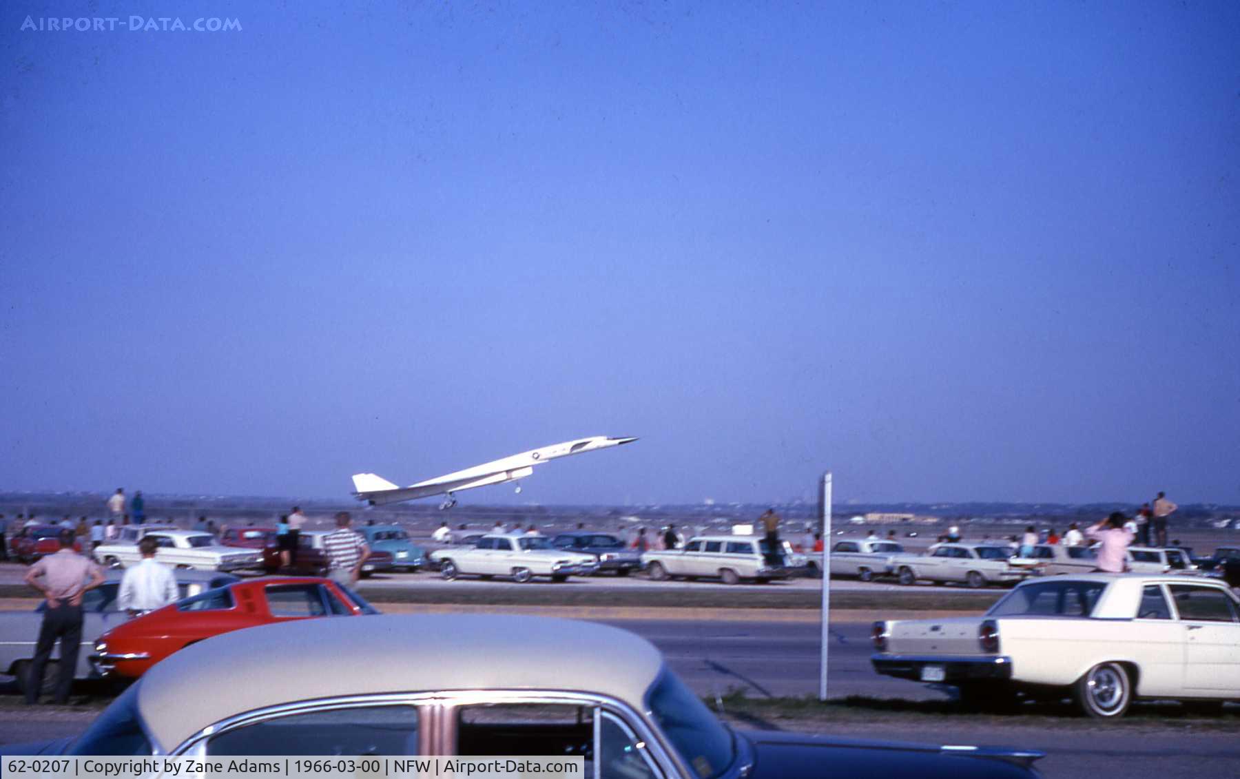 62-0207, 1962 North American XB-70A Valkyrie C/N 278-2, This Aircraft collided with F-104N (NASA 813) June 8, 1966 while filming publicity - Taken at 1966 Air Force Assn Airshow, Carswell AFB - Photo By John Williams - published with permission.