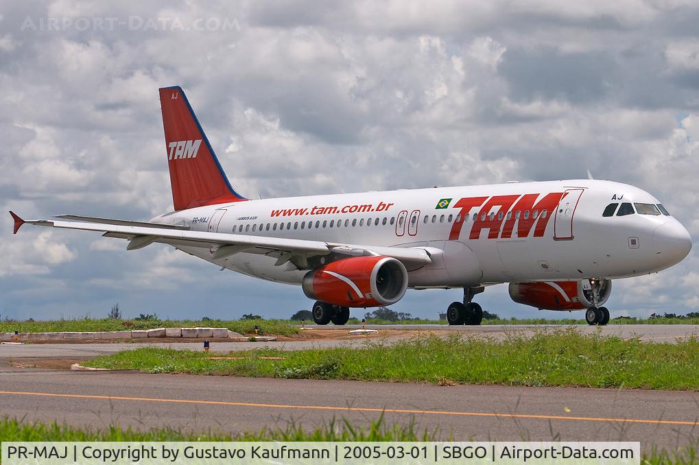 PR-MAJ, 2002 Airbus A320-232 C/N 1818, TAM