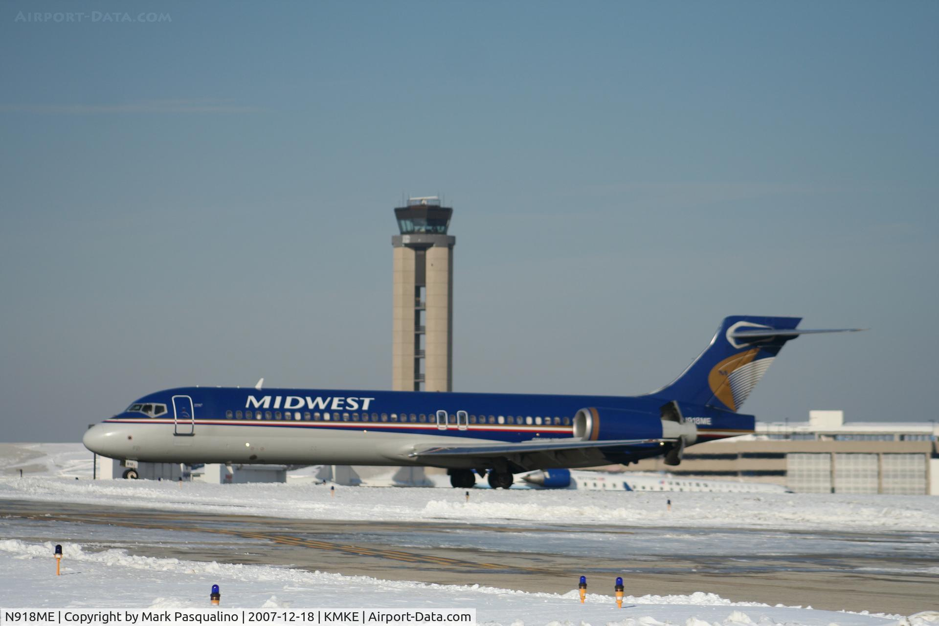 N918ME, 2004 Boeing 717-200 C/N 55180, Boeing 717-200