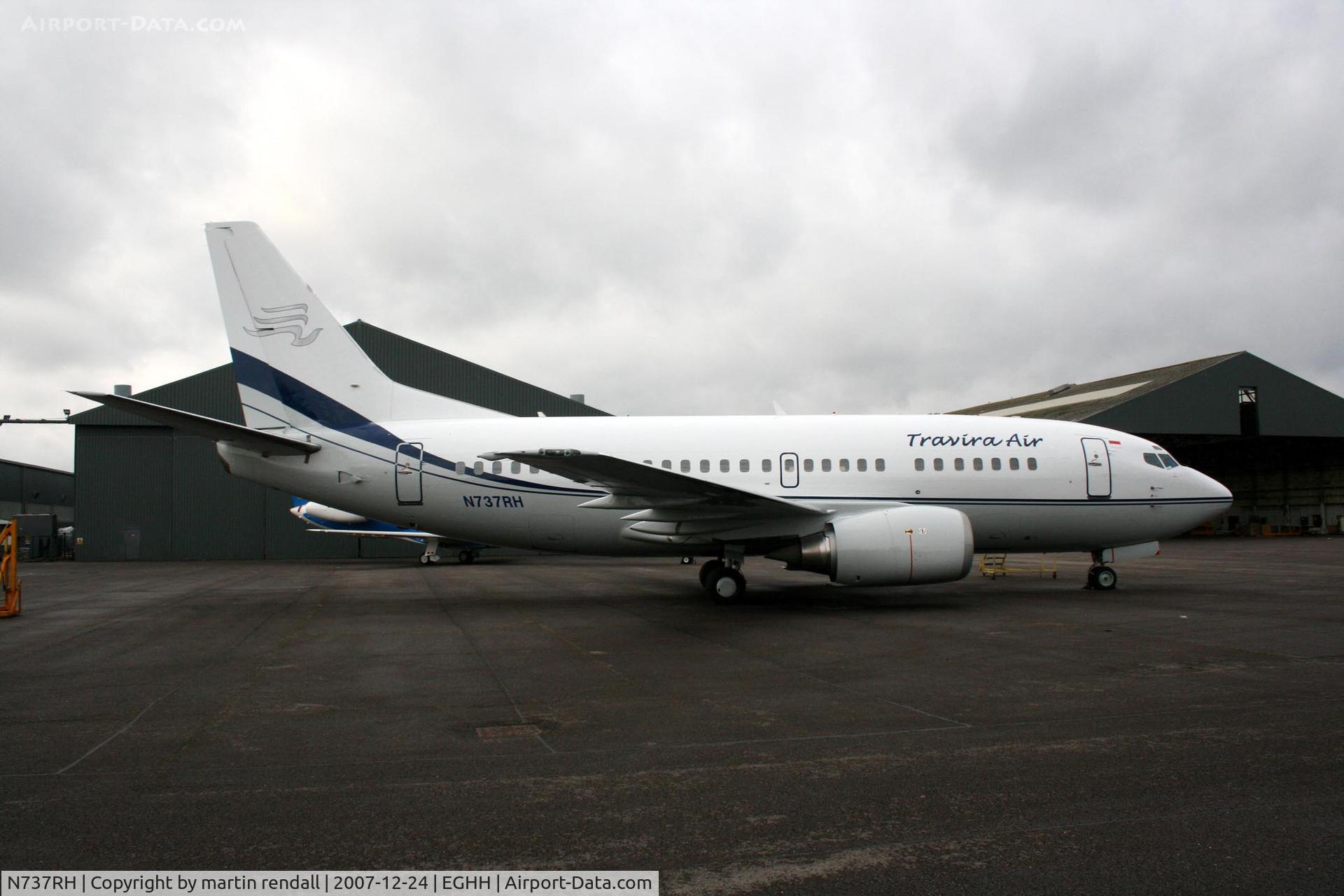 N737RH, 1998 Boeing 737-5L9 C/N 28996, B737