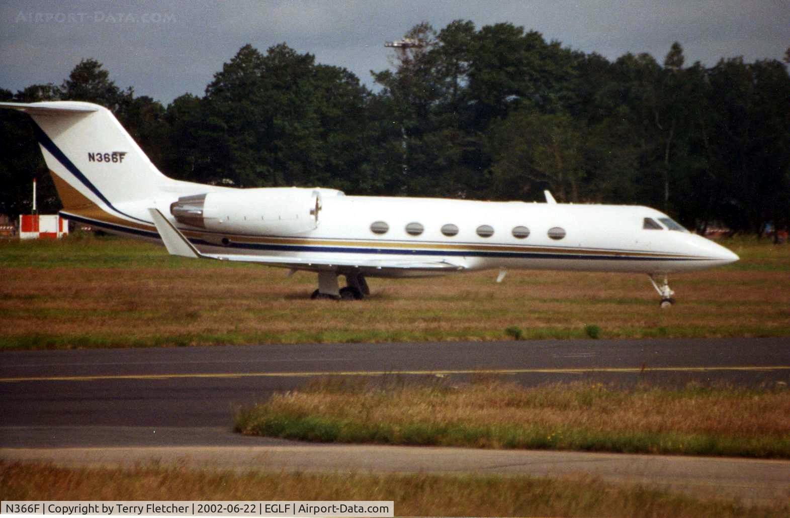 N366F, 1988 Gulfstream Aerospace Gulfstream IV C/N 1041, G1159c at Farnborough in 2002