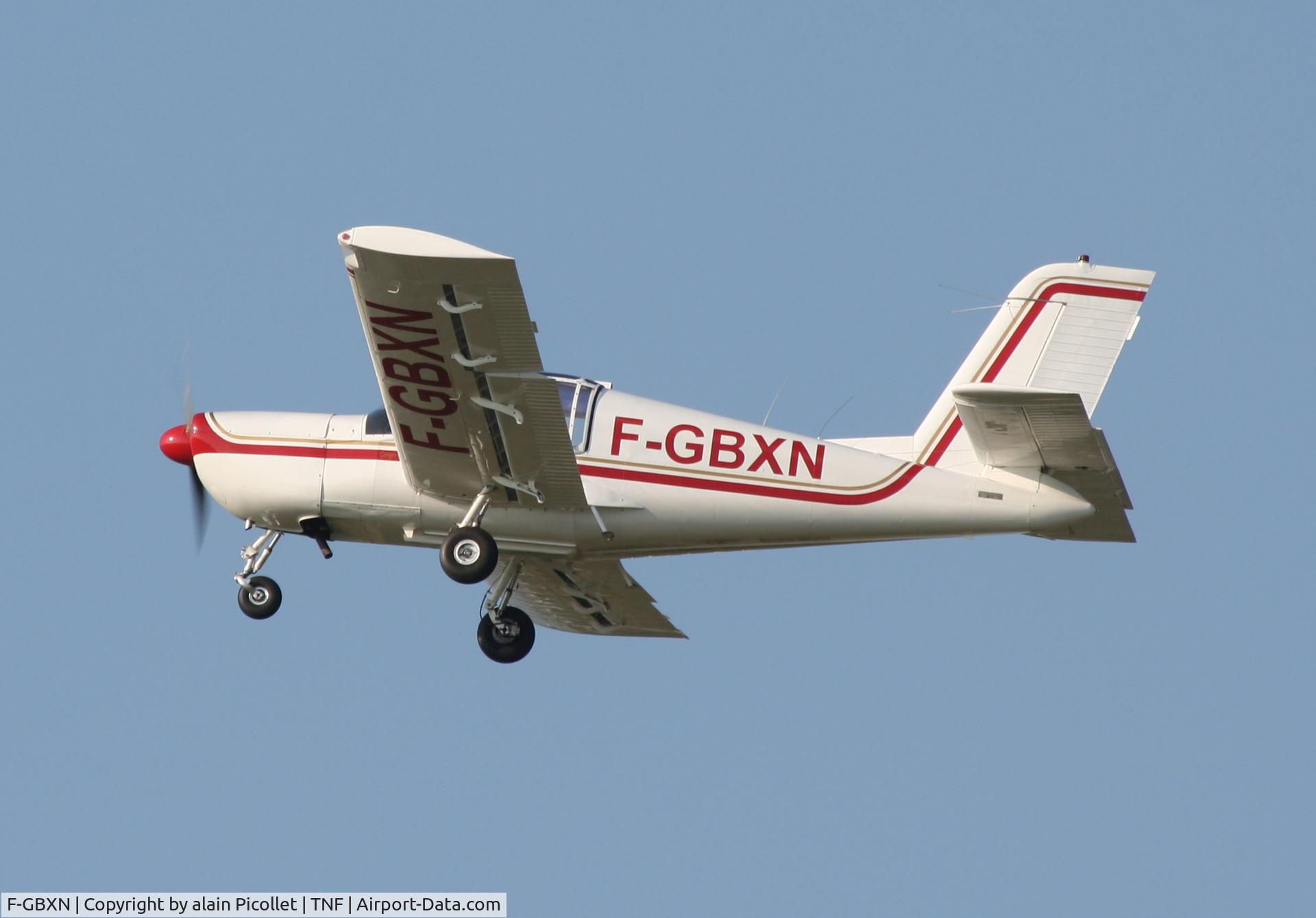 F-GBXN, Socata Rallye 150SV Garnement C/N 3291, flying shoot