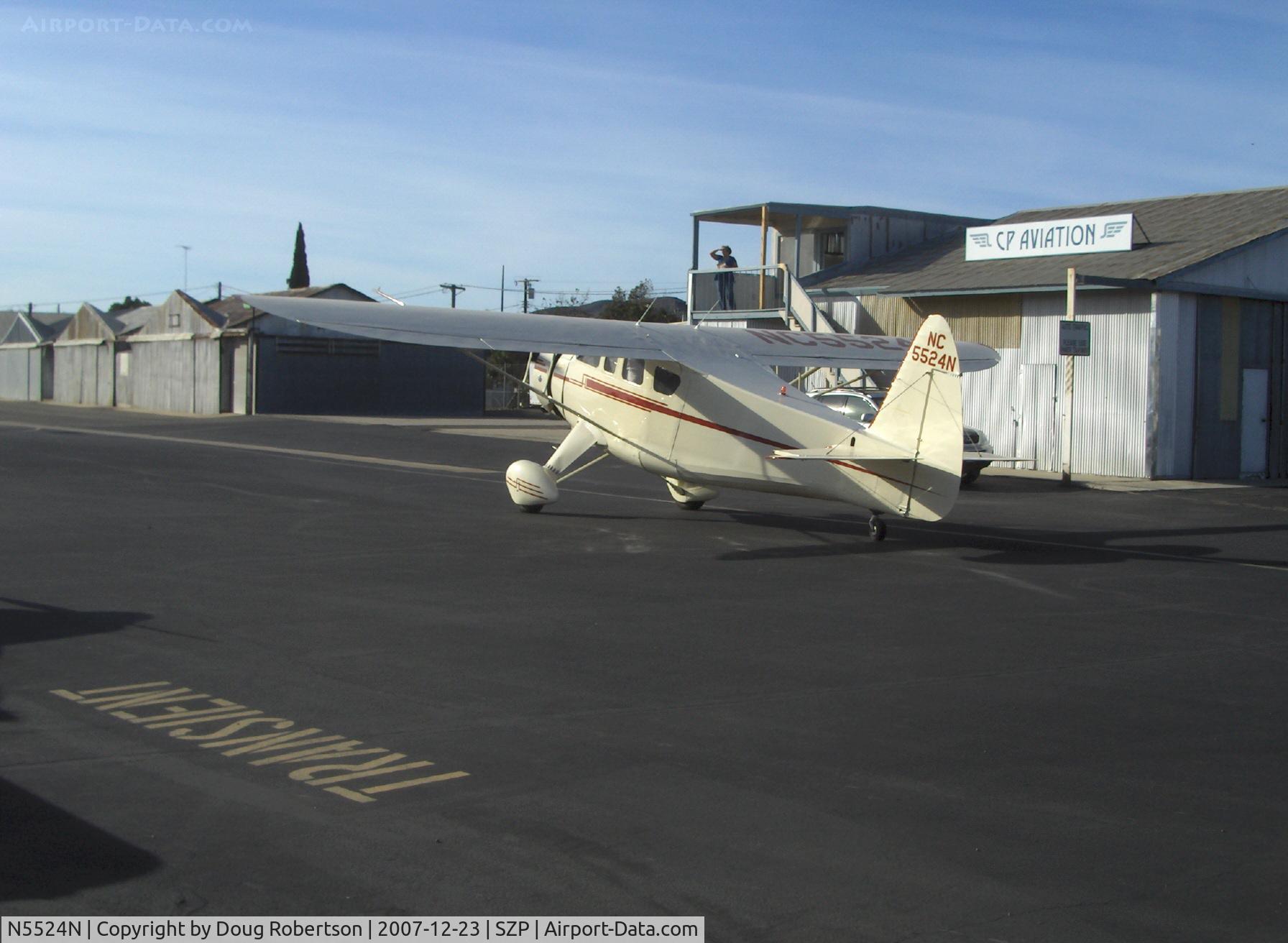 N5524N, 1943 Howard Aircraft DGA-15P C/N 890, 1943 Howard DGA-15P 'Mr. Hooligan', P&W R-985 450 Hp, taxi to refuel