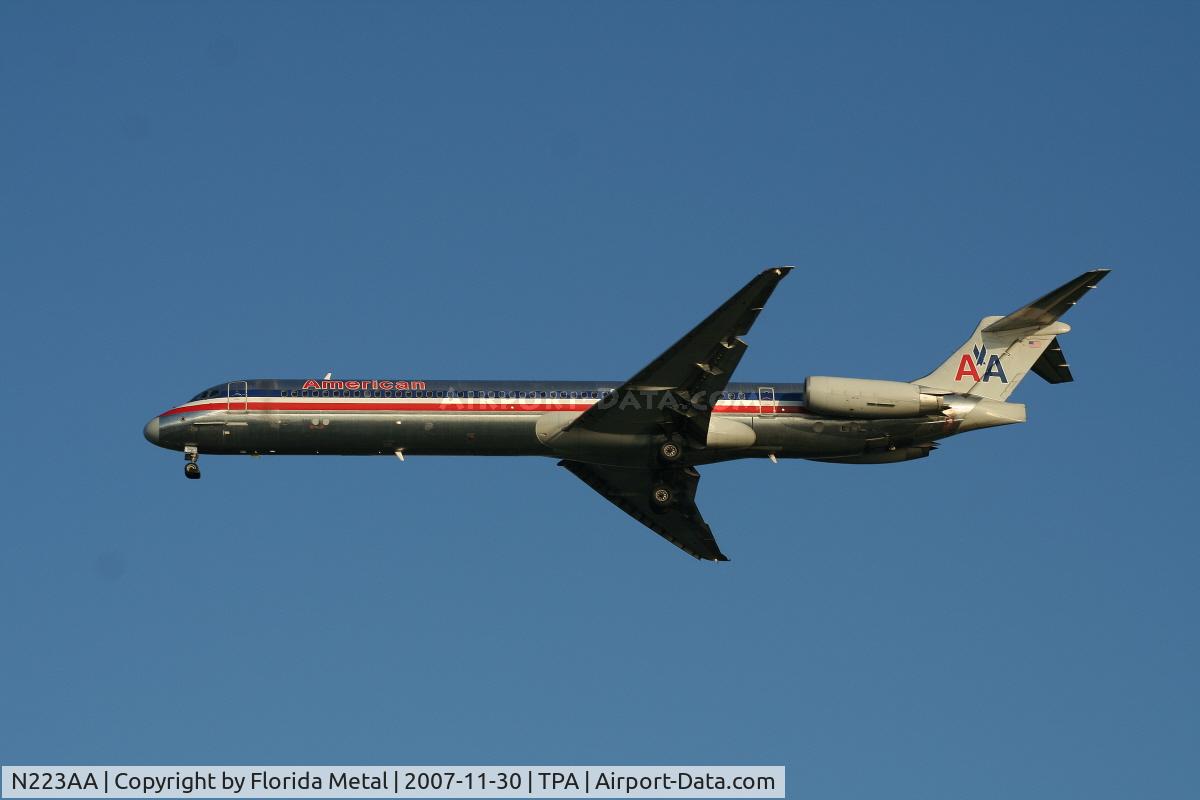 N223AA, 1983 McDonnell Douglas MD-82 (DC-9-82) C/N 49173, American
