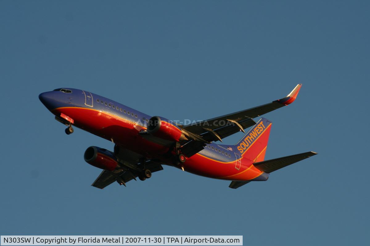 N303SW, 1985 Boeing 737-3H4 C/N 22943, Southwest