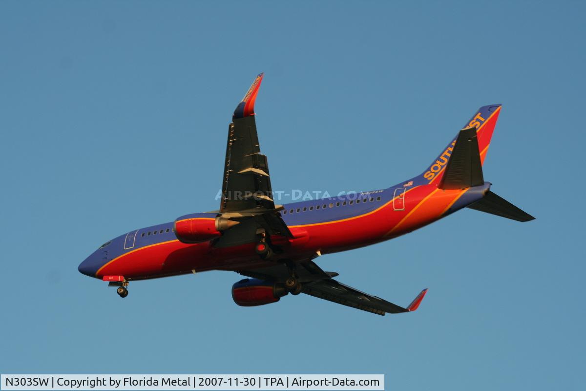 N303SW, 1985 Boeing 737-3H4 C/N 22943, Southwest
