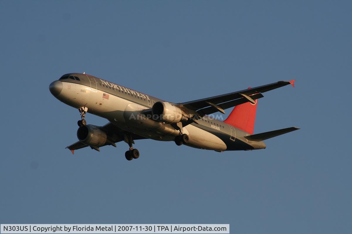 N303US, 1989 Airbus A320-211 C/N 034, Northwest