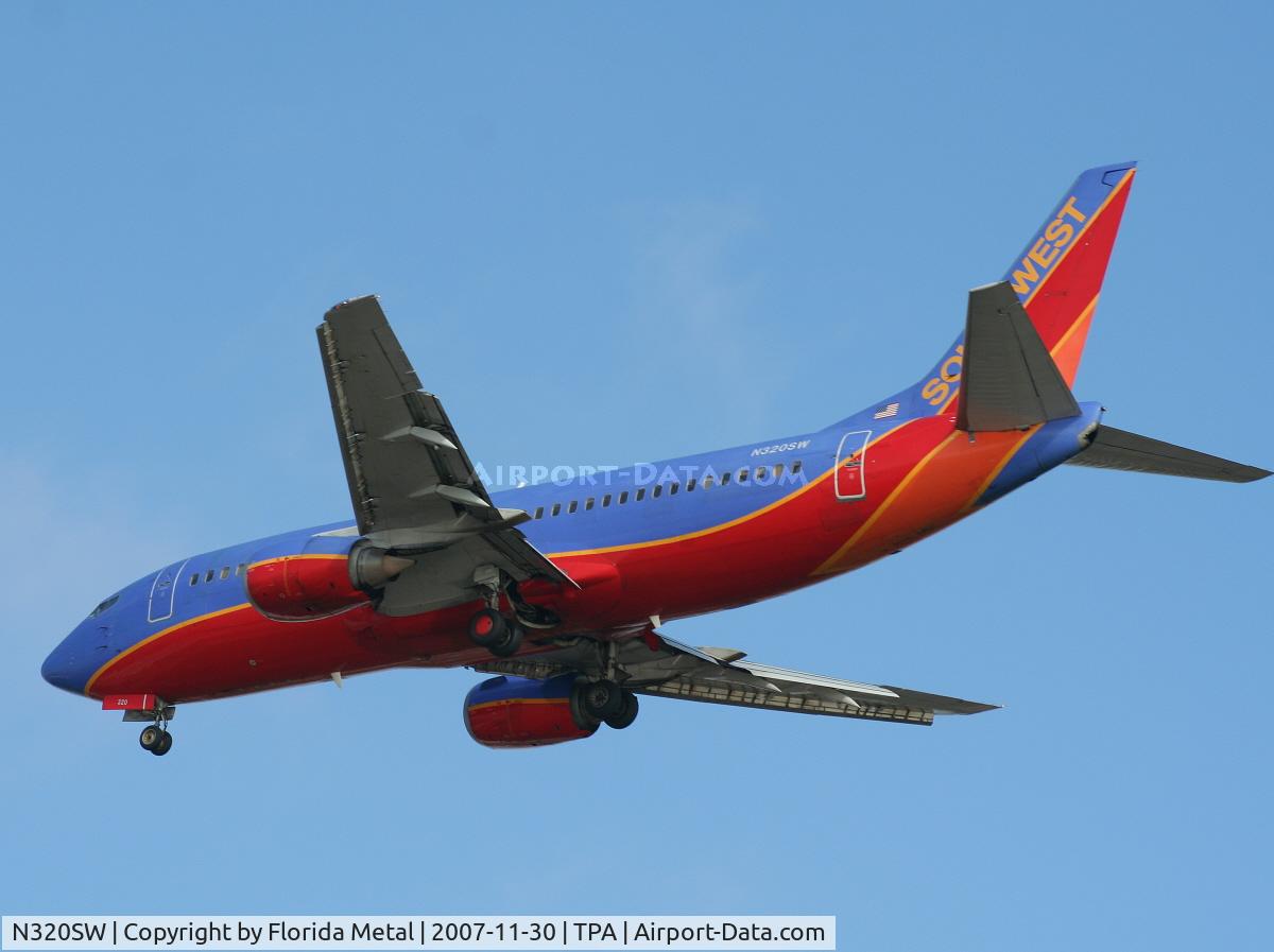 N320SW, 1987 Boeing 737-3H4 C/N 23341, Southwest