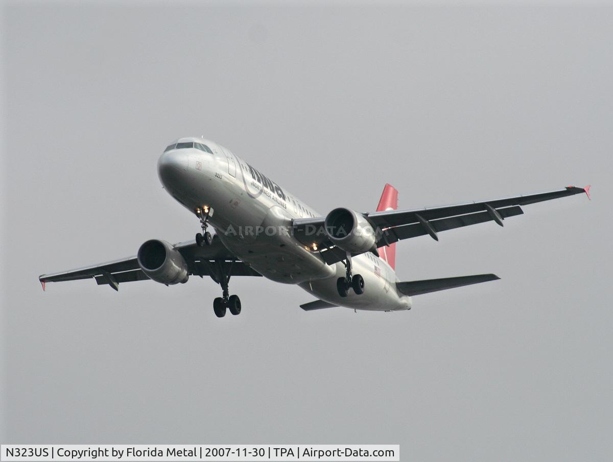 N323US, 1992 Airbus A320-211 C/N 272, Northwest