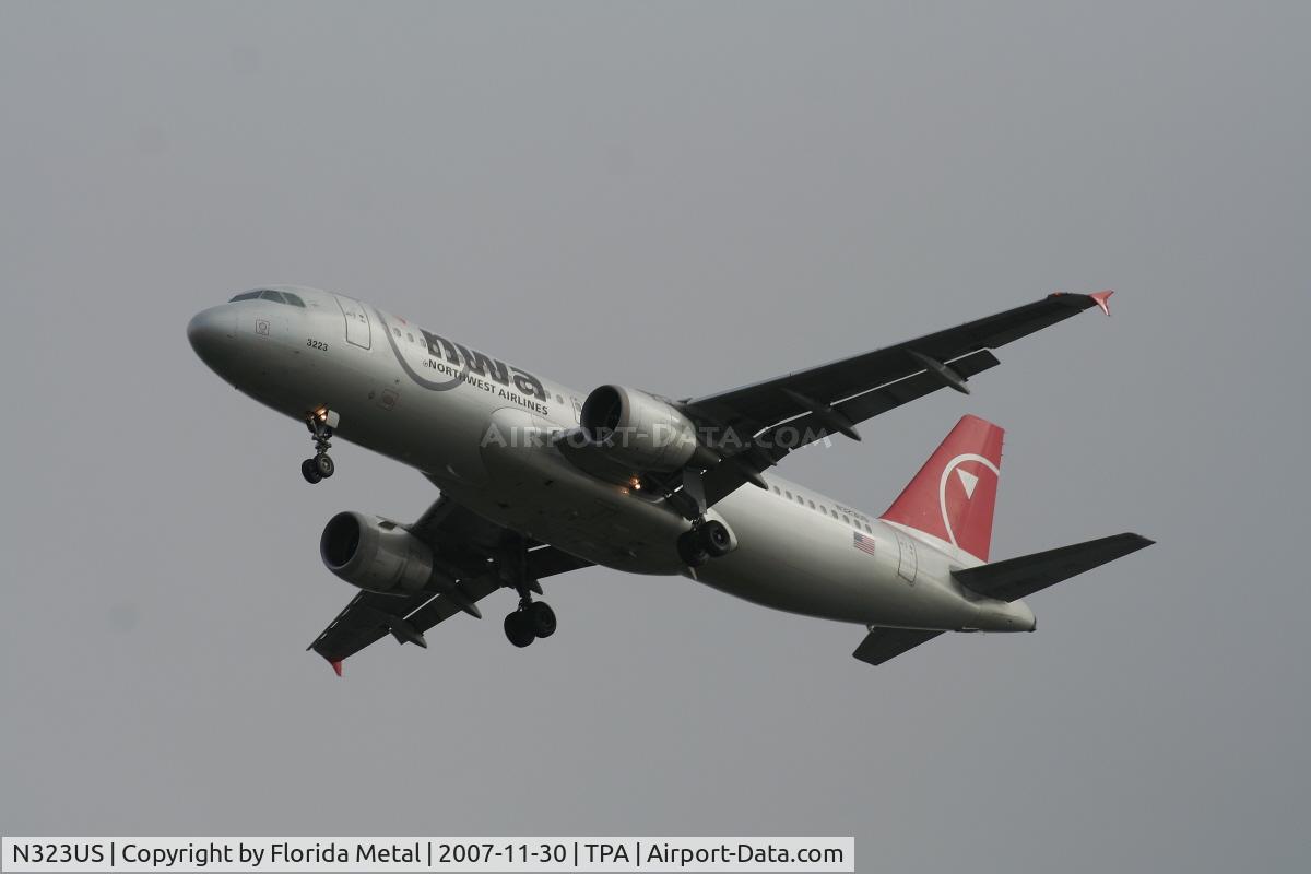 N323US, 1992 Airbus A320-211 C/N 272, Northwest
