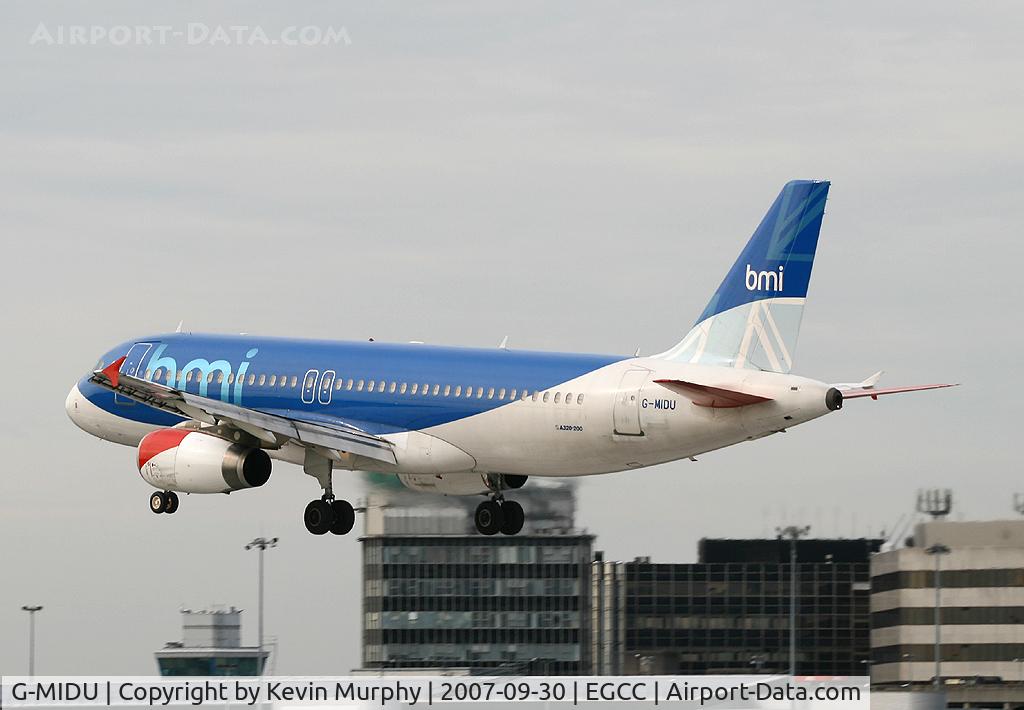 G-MIDU, 2001 Airbus A320-232 C/N 1407, BMI Bus