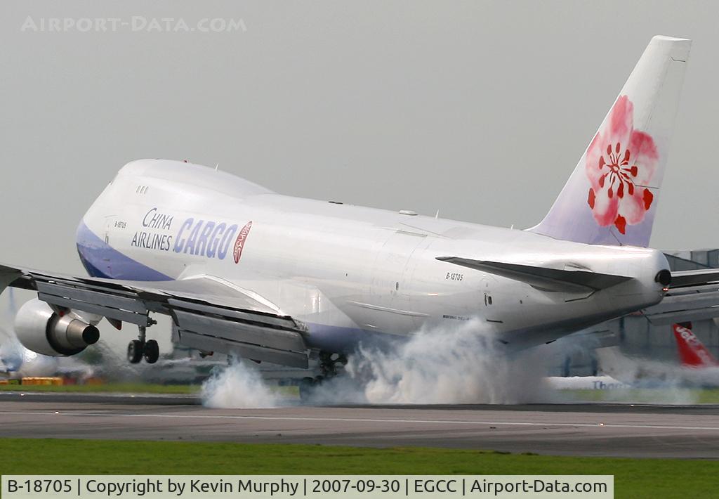 B-18705, 2001 Boeing 747-409F/SCD C/N 30762, China Freighter making big smoke
