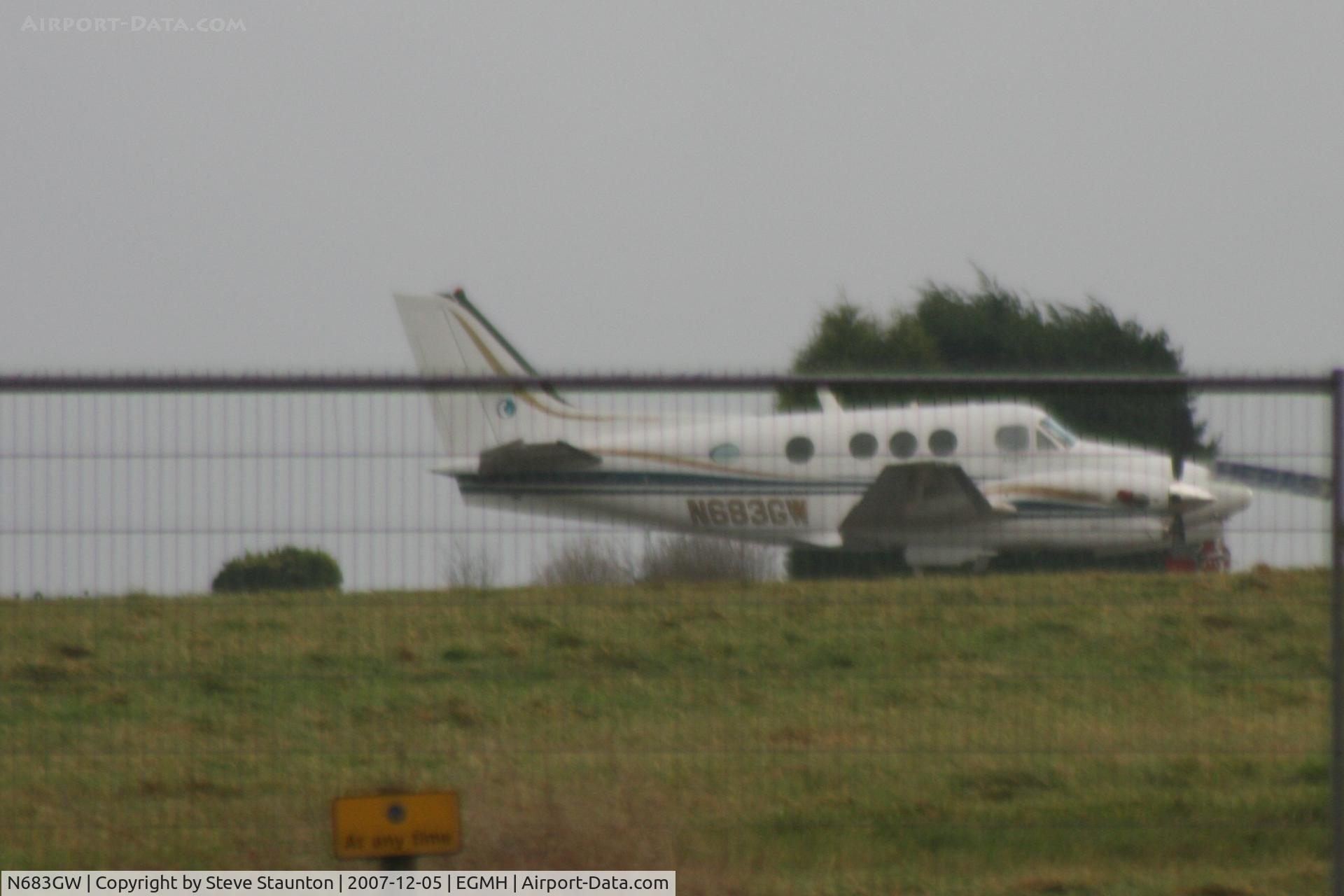 N683GW, 2002 Raytheon C90A King Air C/N LJ-1683, Taken on a wet windy December day at Manston (05/12/2007)