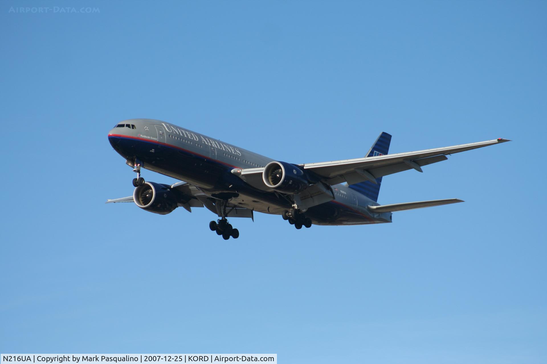 N216UA, 2000 Boeing 777-222 C/N 30549, Boeing 777-200