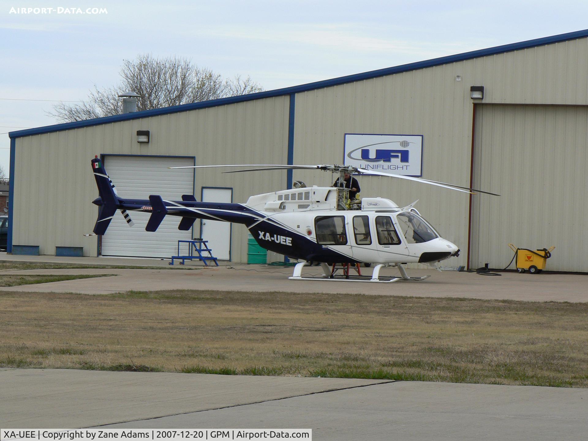 XA-UEE, Bell 206L-4 LongRanger IV LongRanger C/N Not found XA-UEE, At Grand Prairie Municipal