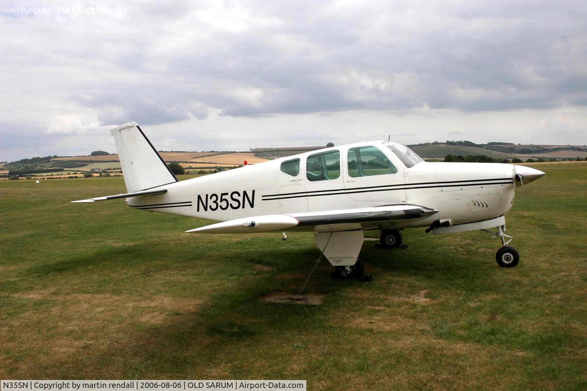 N35SN, 1960 Beech 35-33 Debonair C/N CD-207, BEECH 35