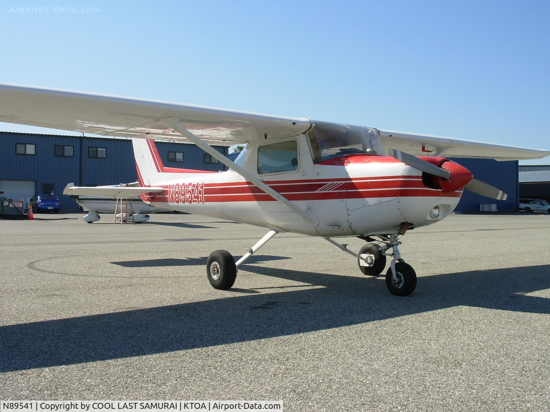 N89541, 1978 Cessna 152 C/N 15282777, TOA Fuel Pit