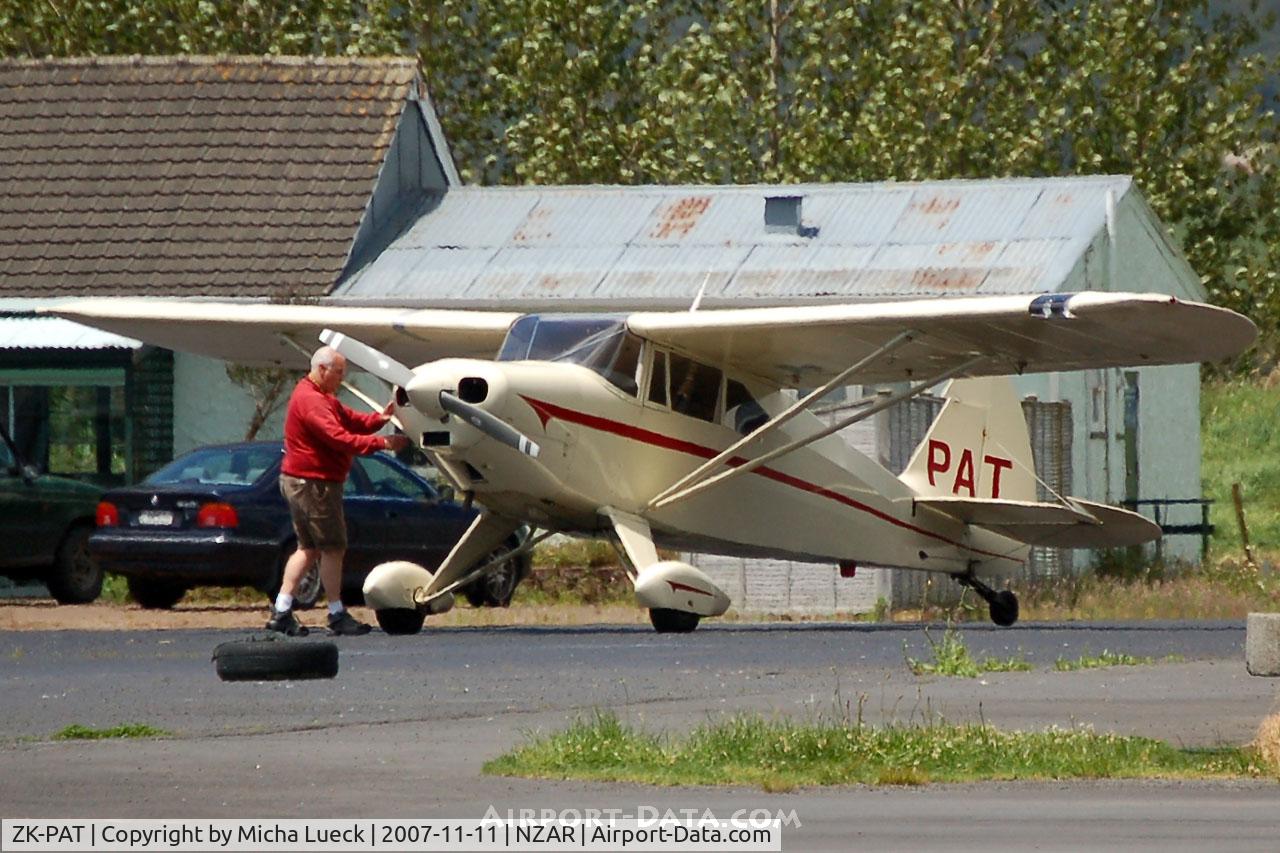 ZK-PAT, Piper PA-22-150(TD) Tri-Pacer C/N 22-4940, Pre-flight check