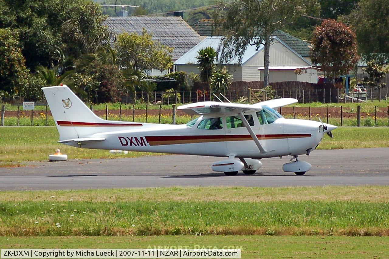 ZK-DXM, Cessna 172M C/N 17263561, Ready for take-off