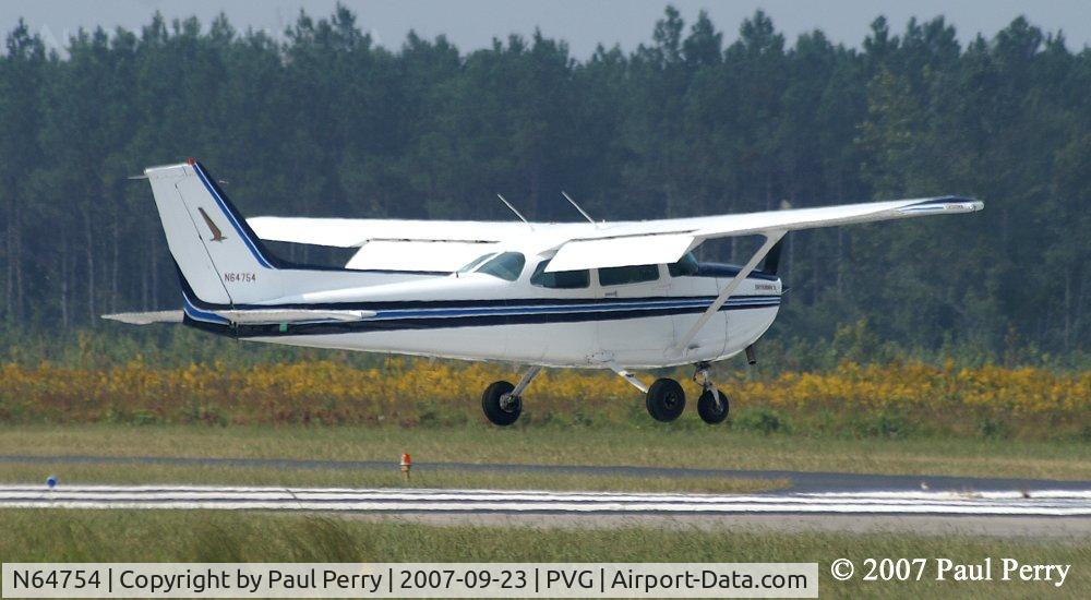 N64754, 1982 Cessna 172P C/N 17275617, About to touch down after a short flight