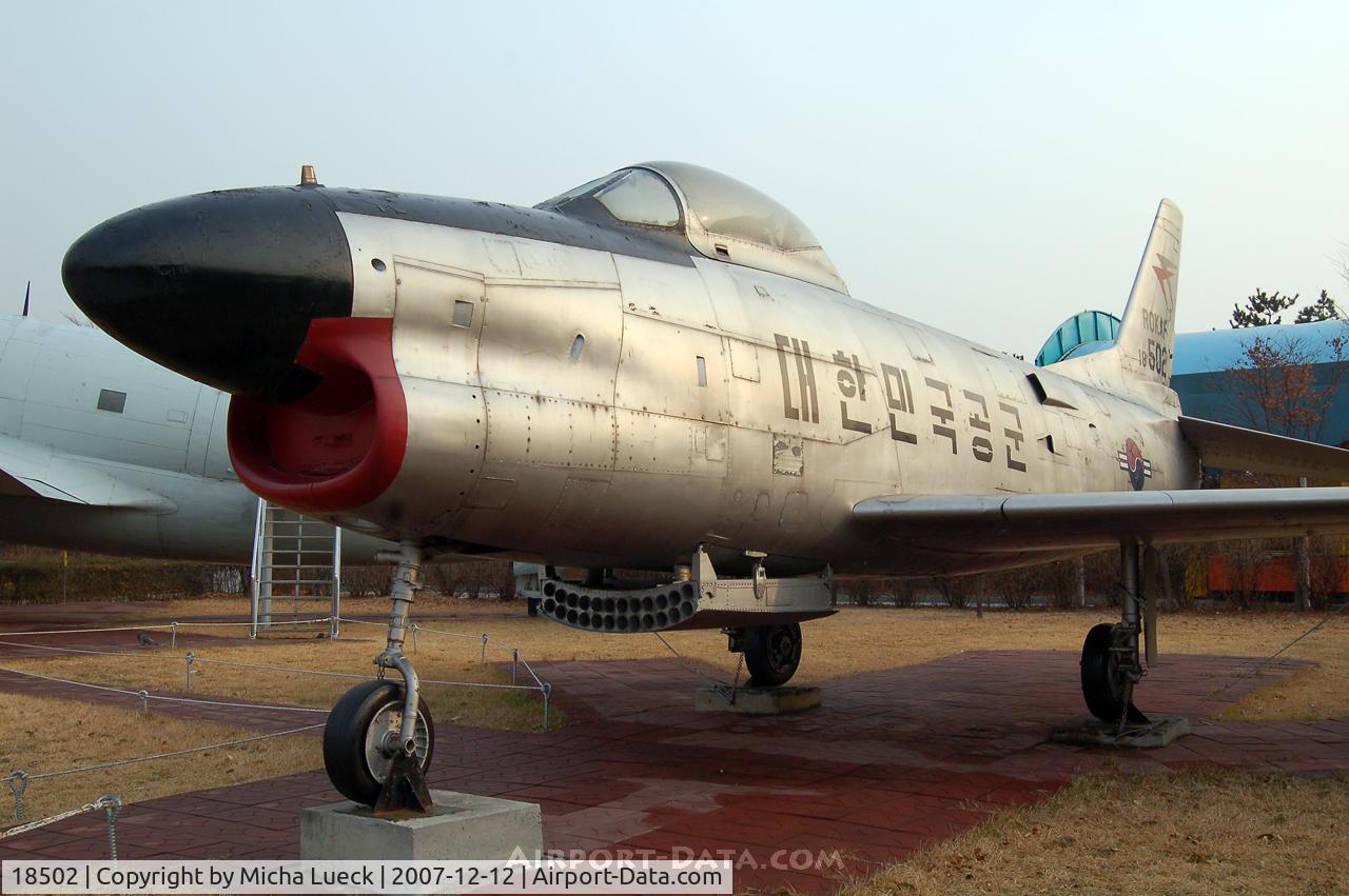 18502, 1951 North American F-86D Sabre C/N 173-635, F-86D at The War Memorial of Korea, Seoul