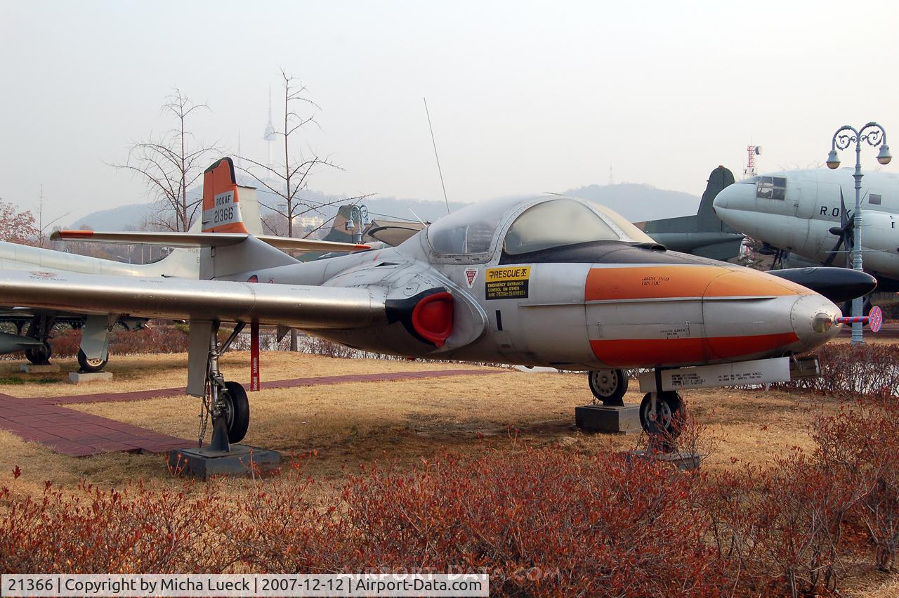 21366, Cessna T-37C Tweety Bird C/N 42024, T-37 trainer at The War Memorial Museum of Korea, Seoul