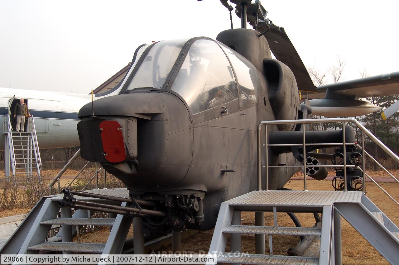29066, Bell AH-1J Sea Cobra C/N 29066, AH-1J Cobra, at The War Memorial of Korea, Seoul