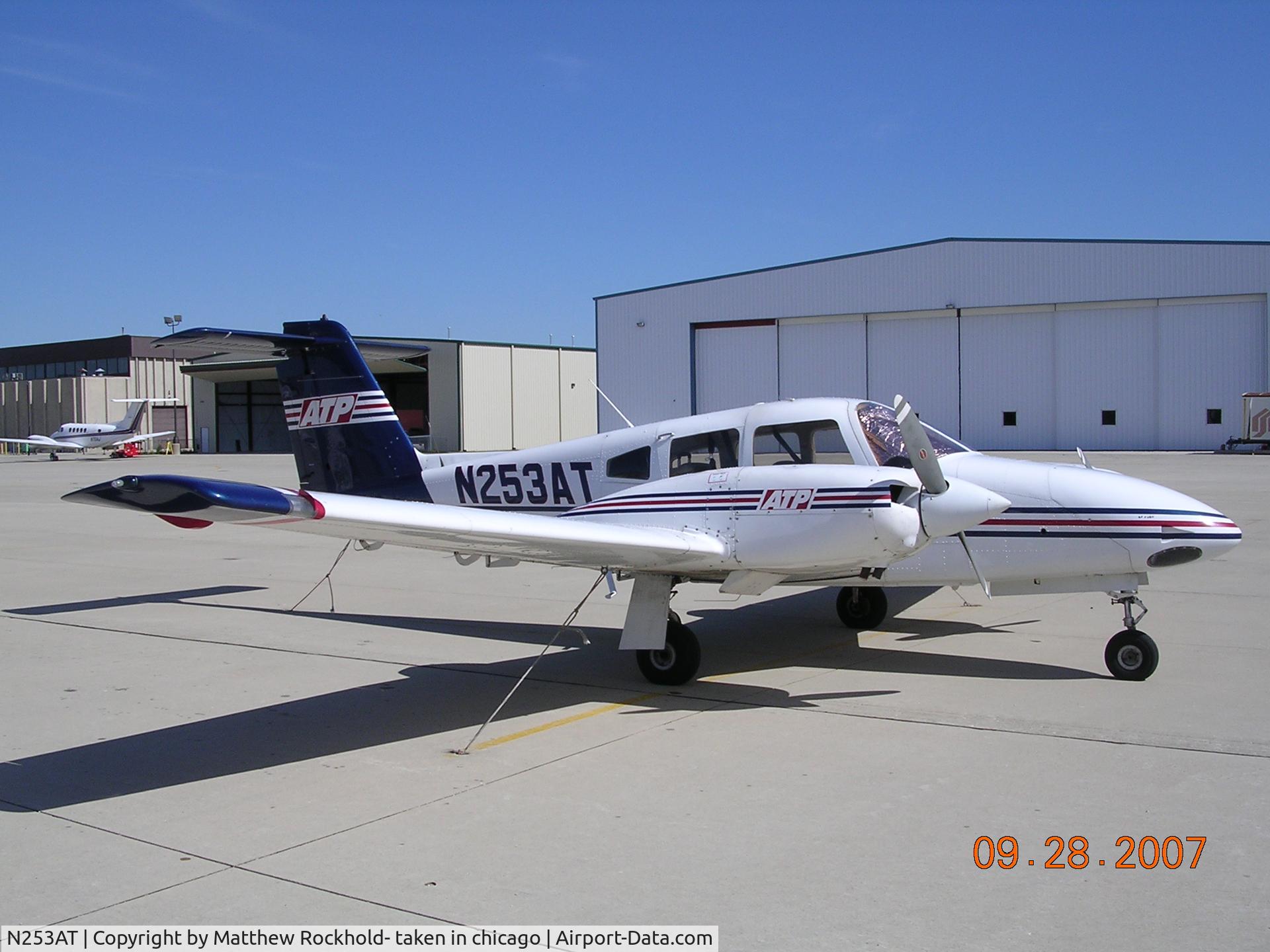 N253AT, 2001 Piper PA-44-180 Seminole C/N 4496057, I flew this on some of my X-countries