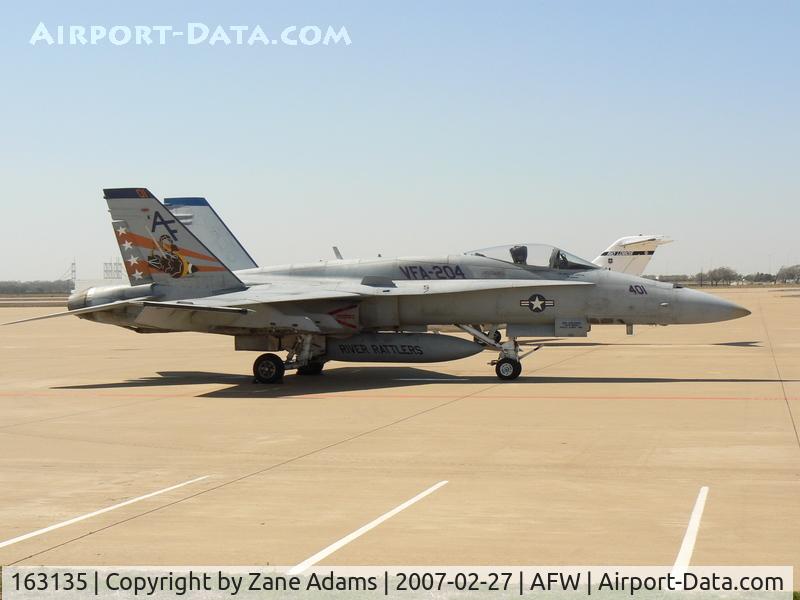 163135, McDonnell Douglas F/A-18A Hornet C/N 0548/A456, On the ramp at Alliance