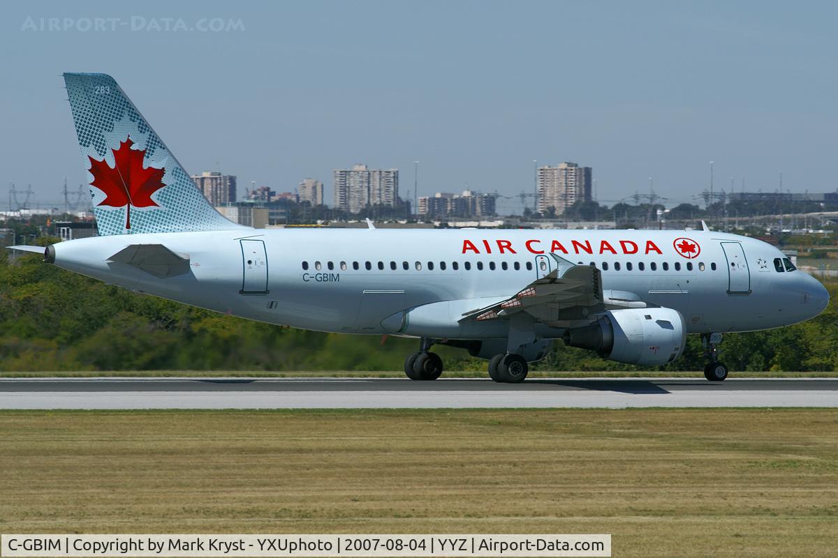 C-GBIM, 1998 Airbus A319-114 C/N 840, Taking off from RWY33L.