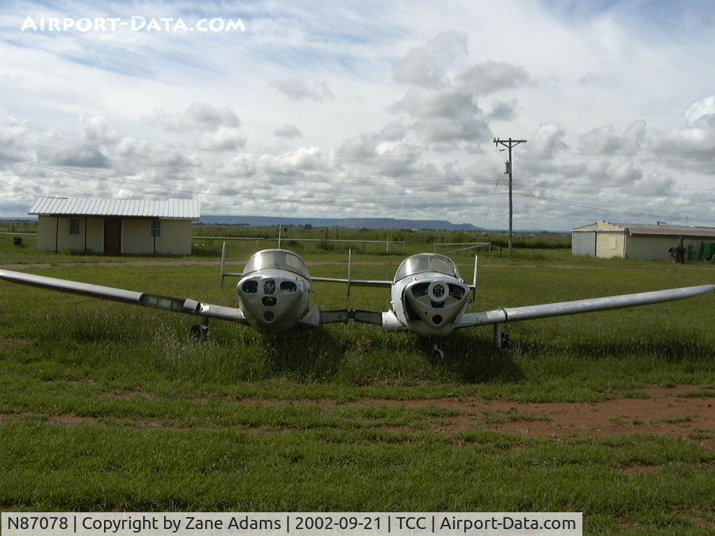 N87078, 1946 Erco 415 Twin Ercoupe C/N 251, Twin (double) Ercoupe off I-40 near Tucumcari Airport