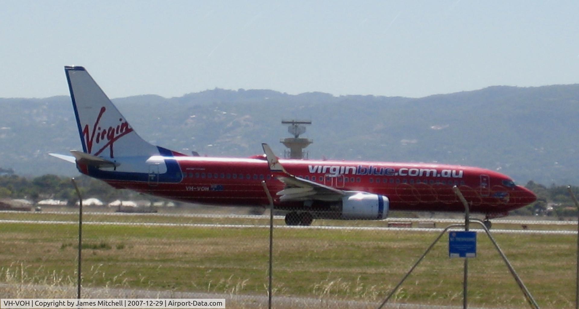 VH-VOH, 2001 Boeing 737-86N C/N 29884, Preparing for a northern departure on Rwy 05
