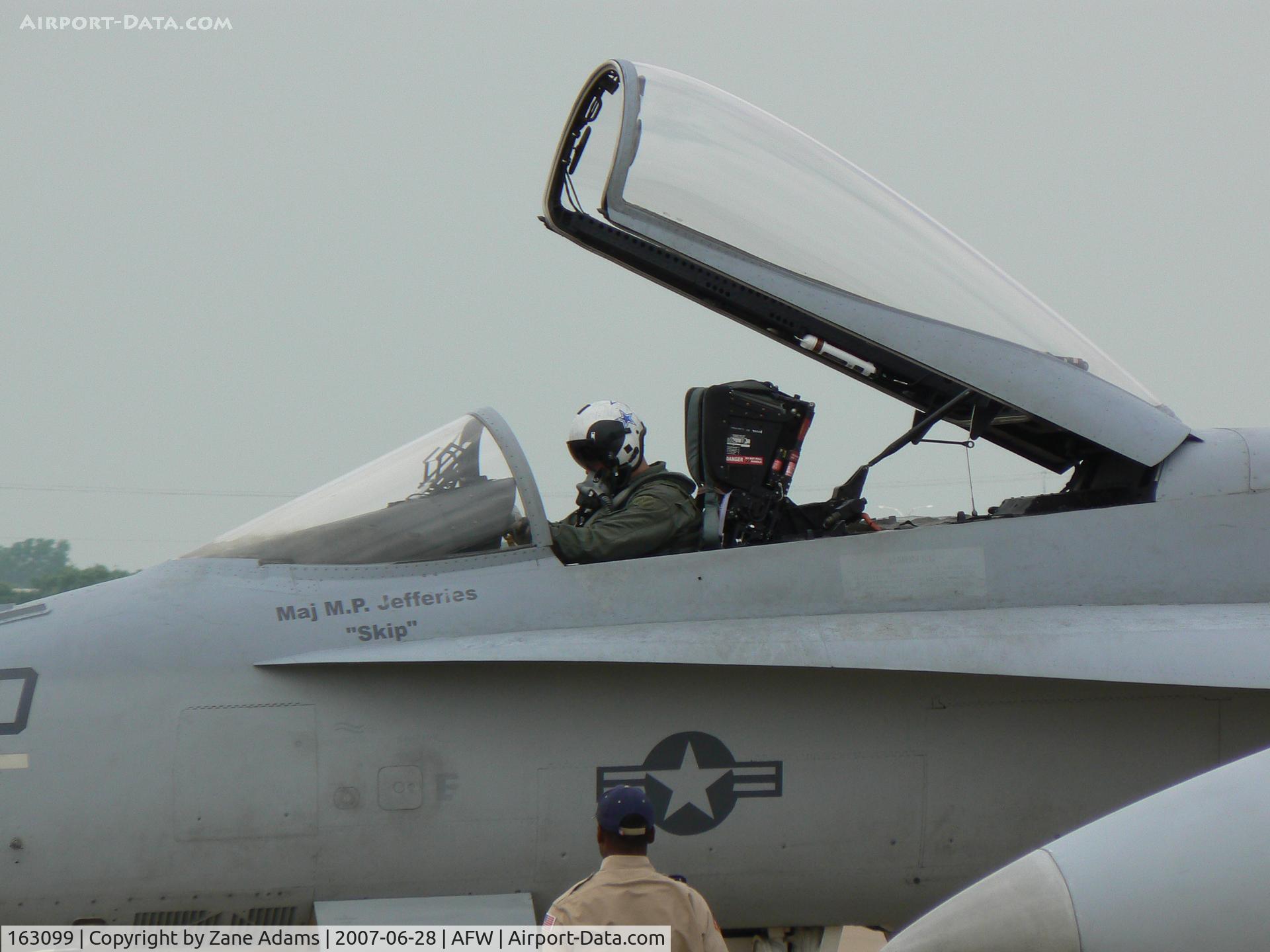 163099, McDonnell Douglas F/A-18A Hornet C/N 0484, VMFA-112 (MA 10)