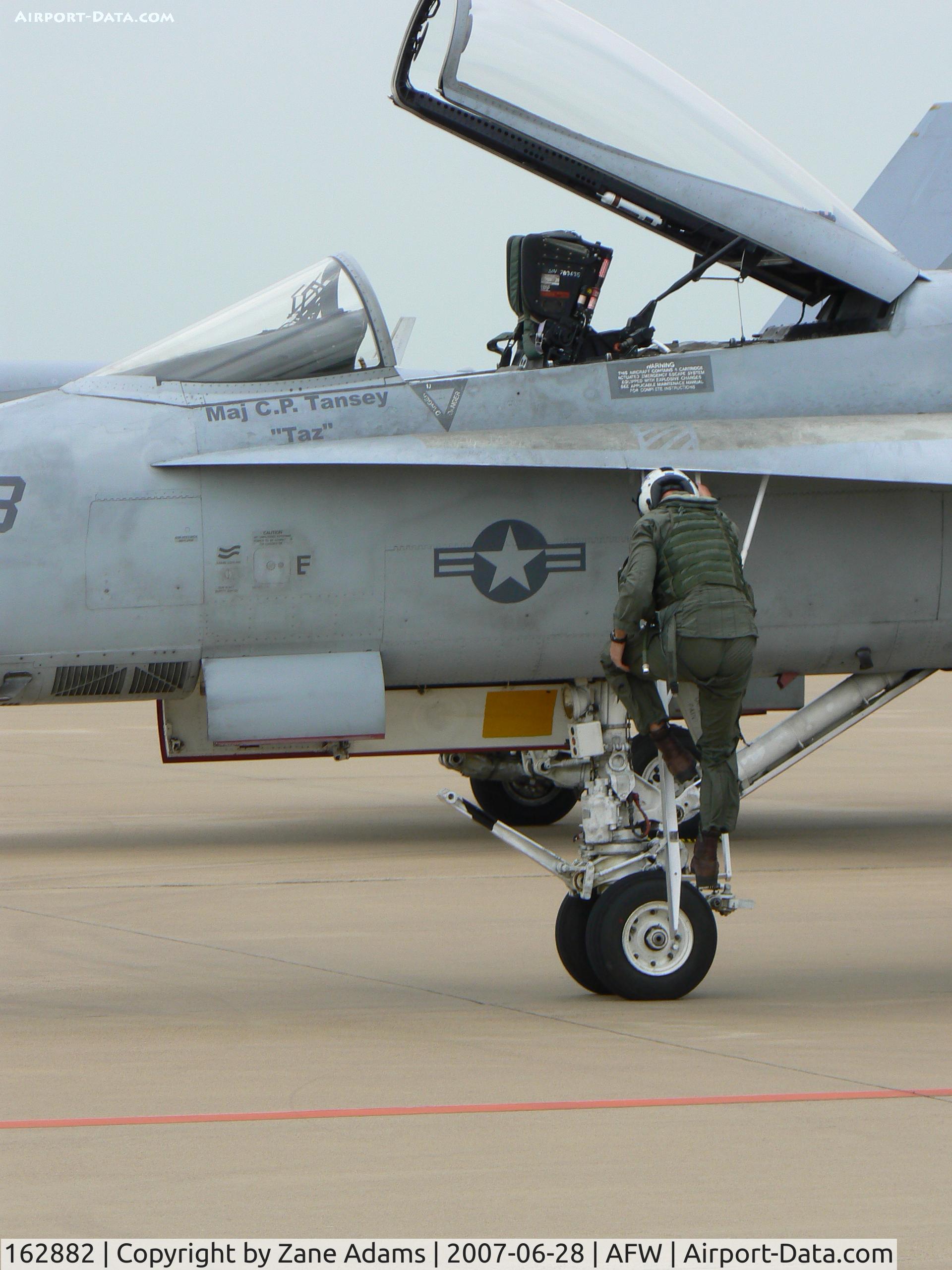 162882, McDonnell Douglas F/A-18A Hornet C/N 0248, VMFA-112 (MA 08)