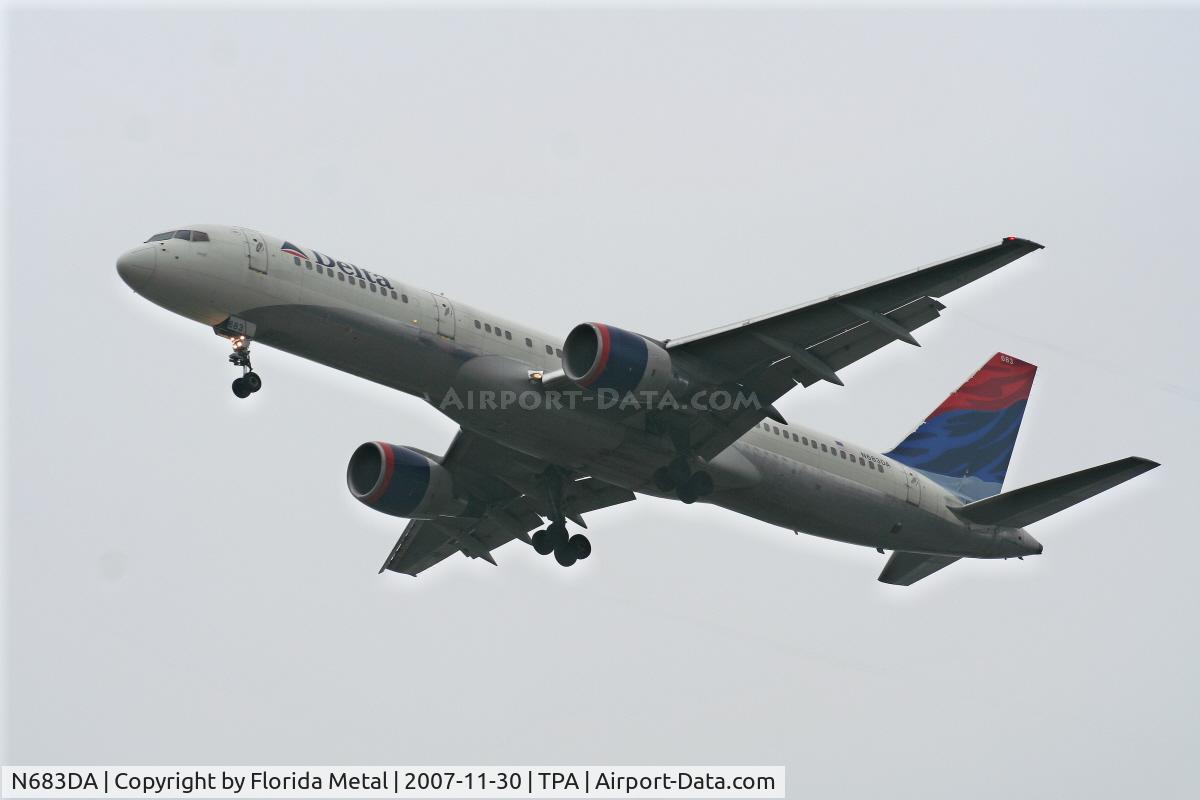 N683DA, 1993 Boeing 757-232 C/N 27103, Delta