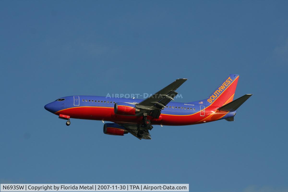 N693SW, 1985 Boeing 737-317 C/N 23174, Southwest