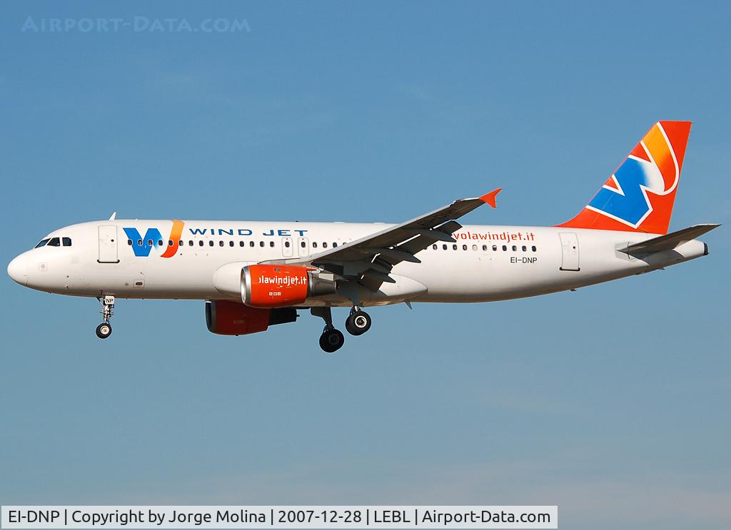 EI-DNP, 1993 Airbus A320-212 C/N 421, On final to RWY 25R.