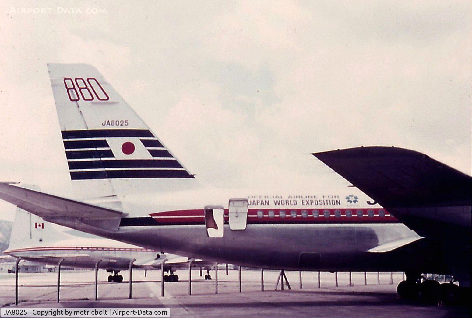 JA8025, 1962 Convair 880-22M-22 C/N 22-7-9-61, At HKG Kai Tak,July 1967
