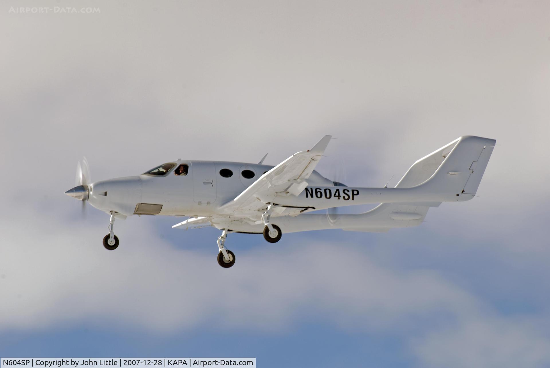 N604SP, Adam Aircraft A500 C/N 0013, Approach to 17L