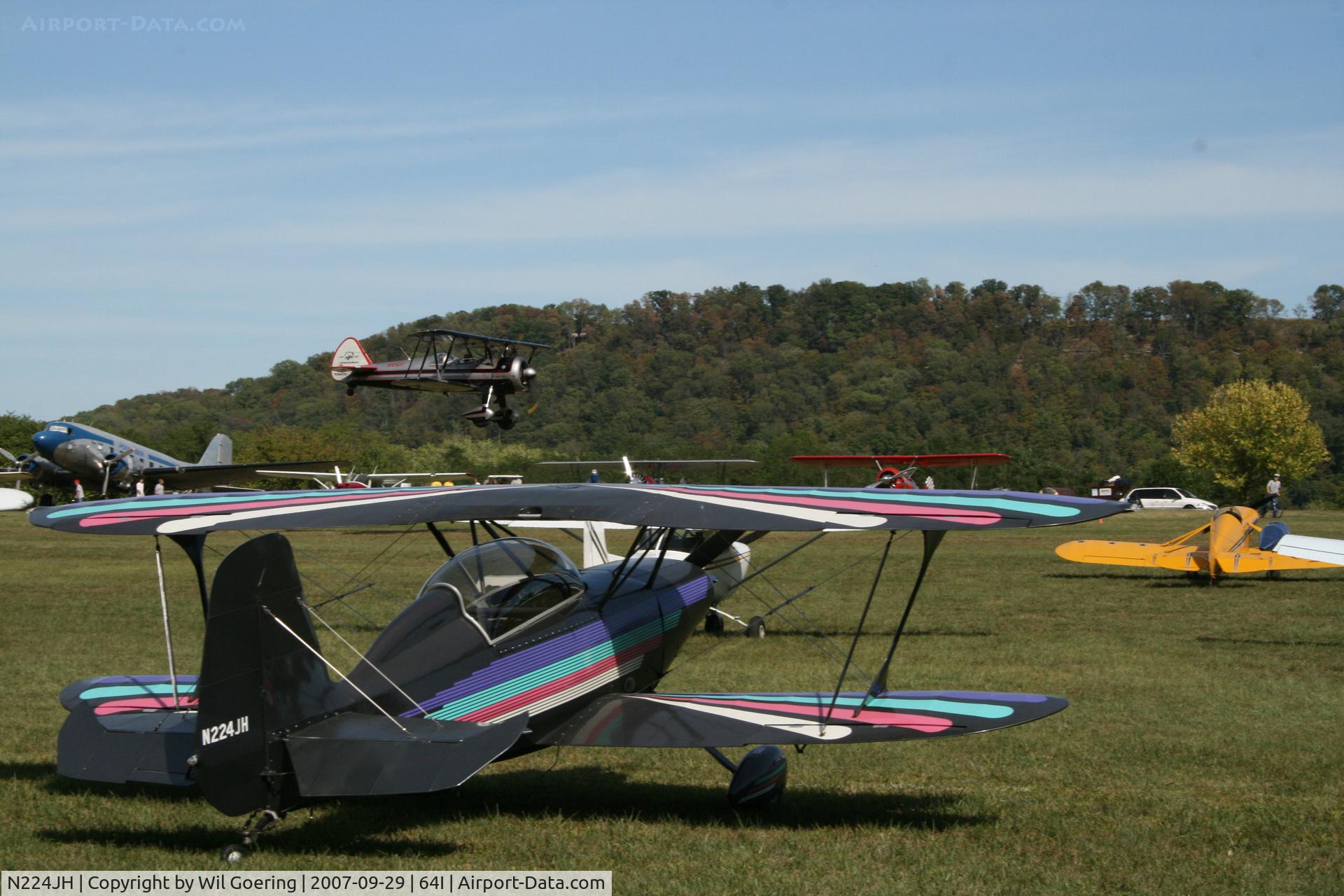 N224JH, 1987 Stolp SA-300 Starduster Too C/N 89H29, 2007 Fly-in at Lee Bottom