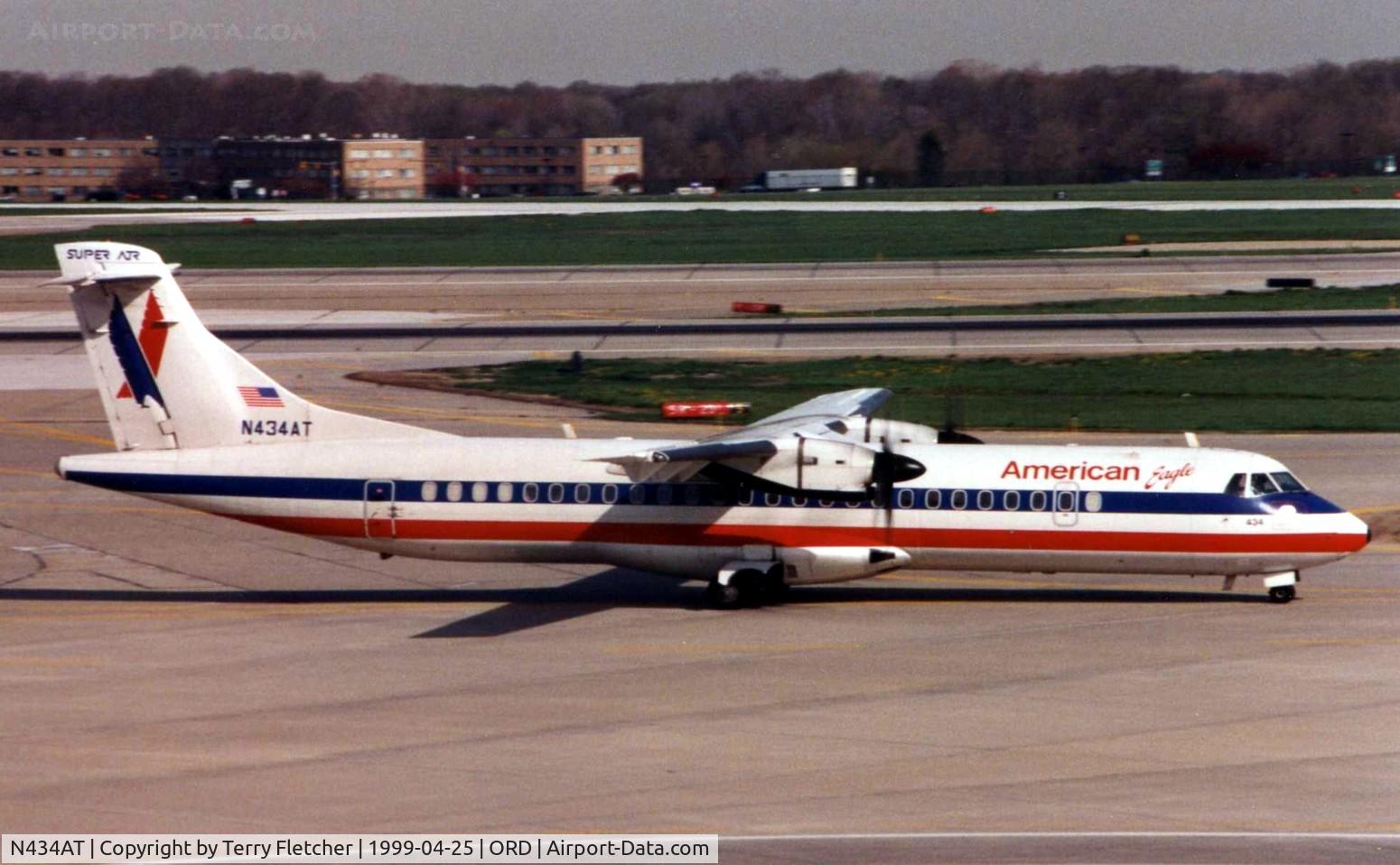 N434AT, 1994 ATR 72-212 C/N 434, American Eagle ATR72 at Chicago O'Hare in 1999