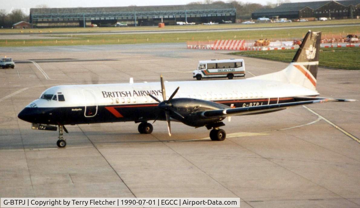 G-BTPJ, 1989 British Aerospace ATP C/N 2016, British Airways ATP taxies in at Manchester in 1990 - notice in the background , the former GA maintenance hangars , long since demolished for the new additional runway