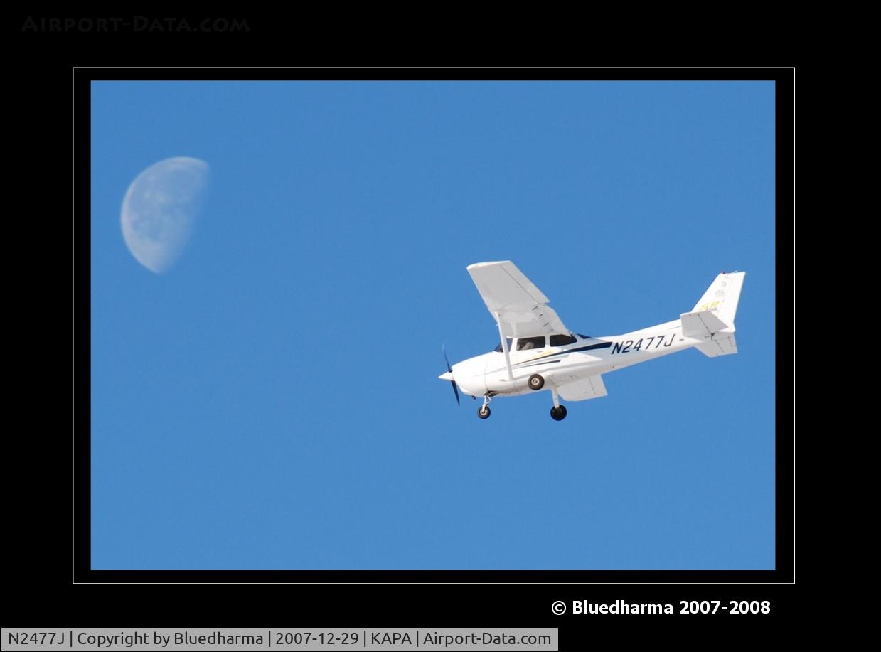 N2477J, 2001 Cessna 172S C/N 172S8802, Touch and Go on 17R