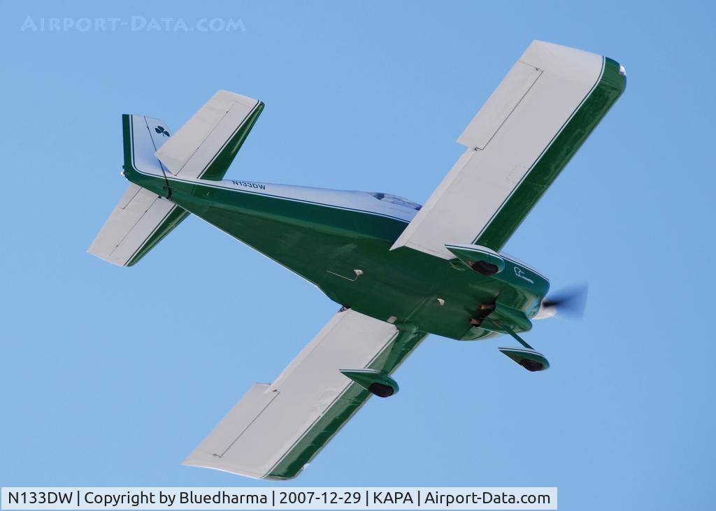 N133DW, 1997 Vans RV-6A C/N 22012, Quick turn into 17L. Formation Landing with N339A and N99PZ